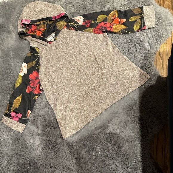 EUC-CHRISTOPHER BANKS FLORAL BLOCK TOP - Picture 13 of 13